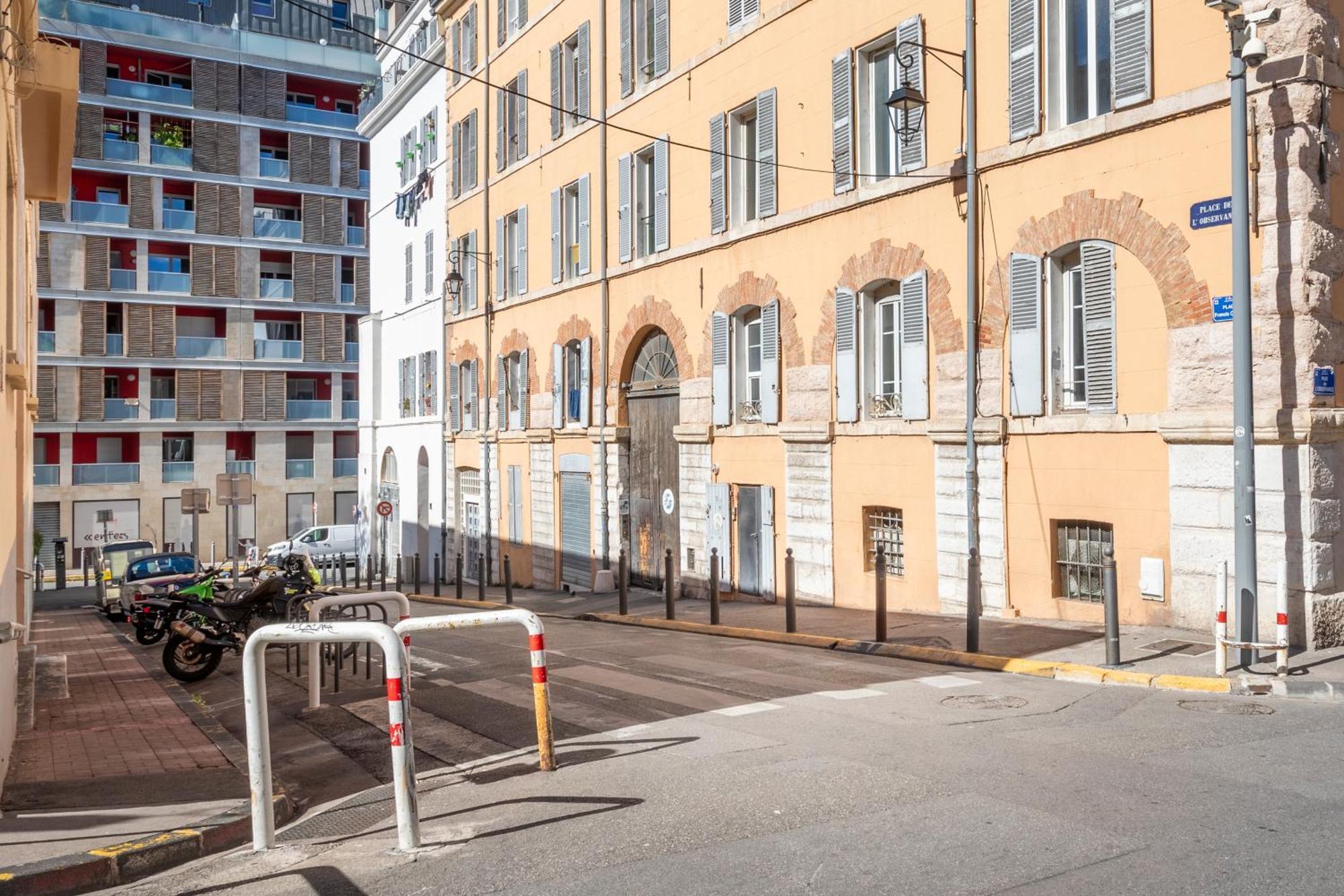 Adira Marseille Panier 2 Etoiles Apartment Екстериор снимка