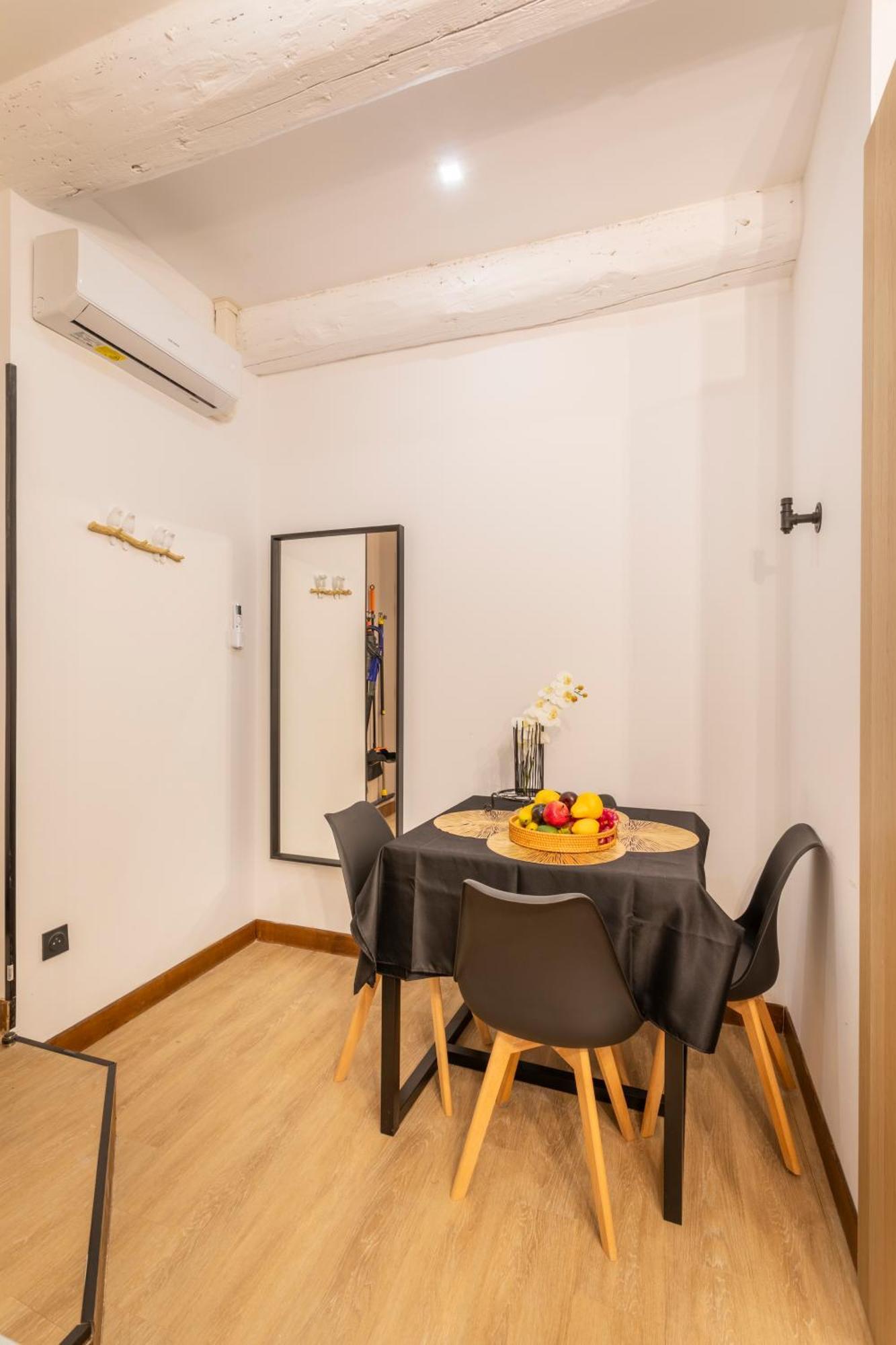 Adira Marseille Panier 2 Etoiles Apartment Екстериор снимка
