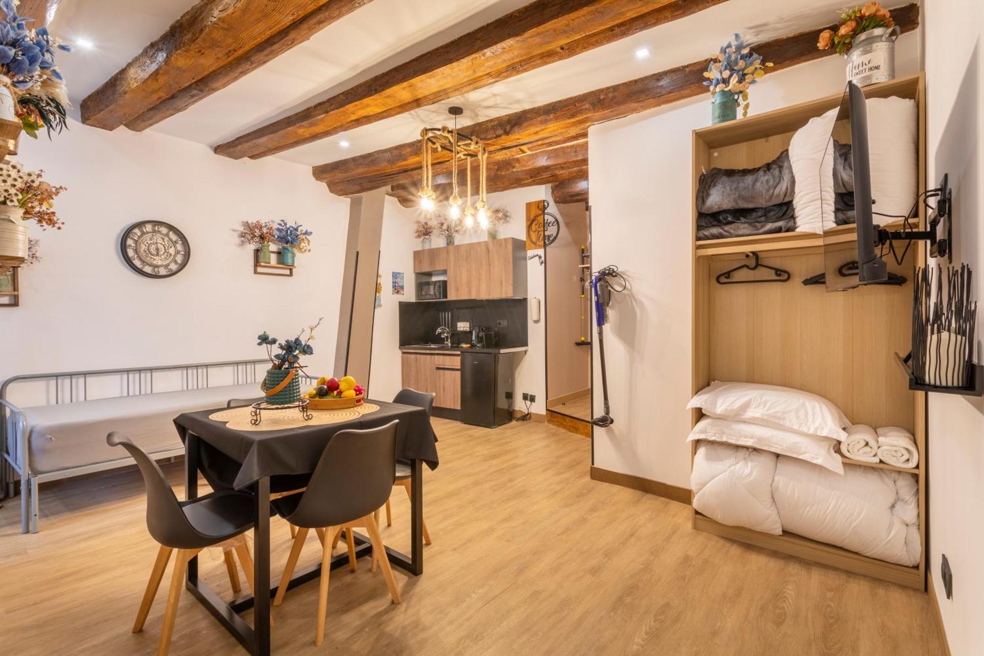 Adira Marseille Panier 2 Etoiles Apartment Екстериор снимка