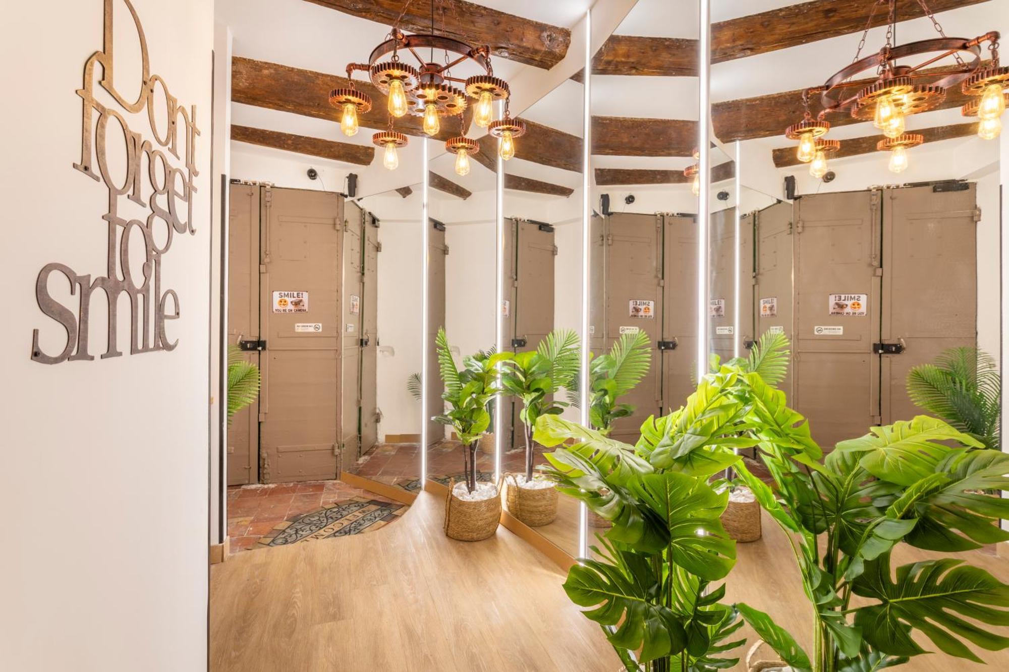 Adira Marseille Panier 2 Etoiles Apartment Екстериор снимка